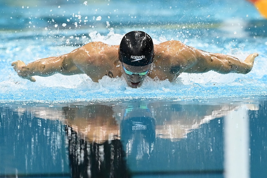 Cody Simpson swims butterfly