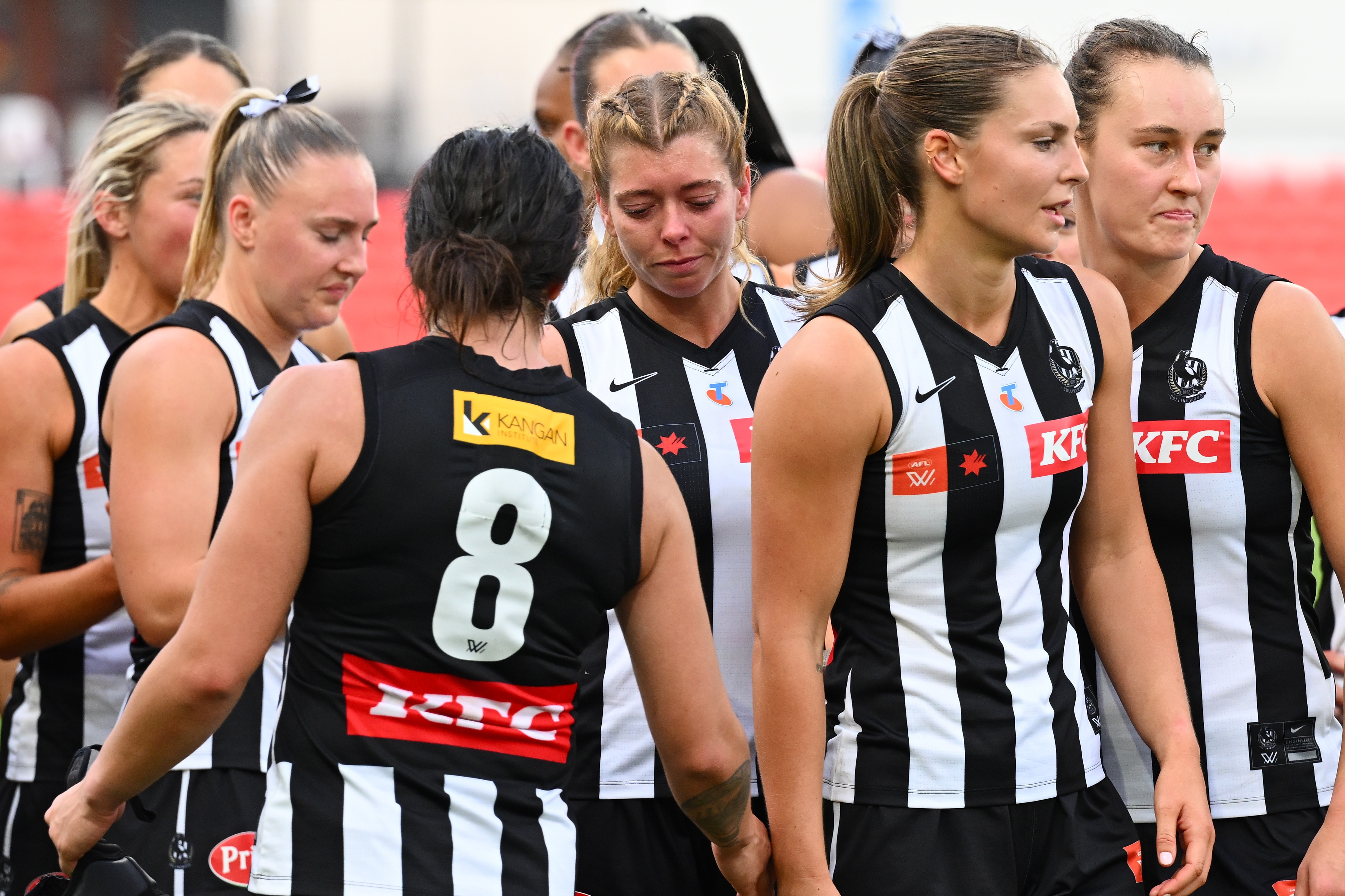 Collingwood not the 'standard of AFLW that we expect to see', former coach says