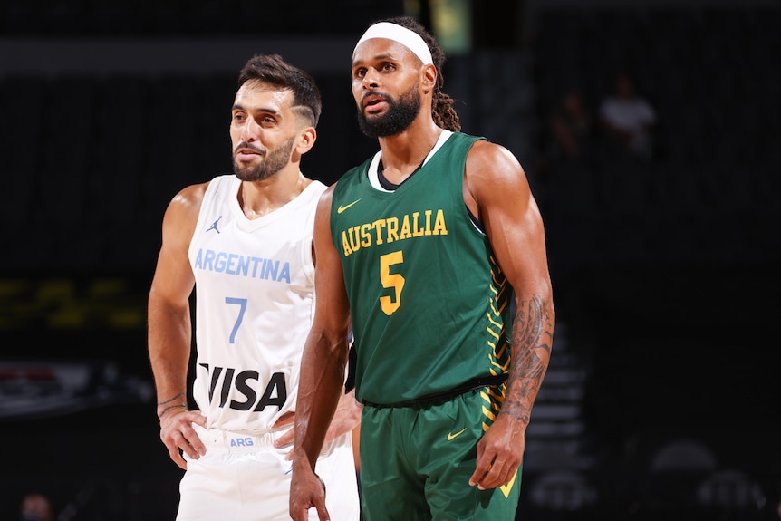 Patty Mills guides victory over Argentina in Olympic warm-up game, Team USA stunned by Nigeria - ABC News