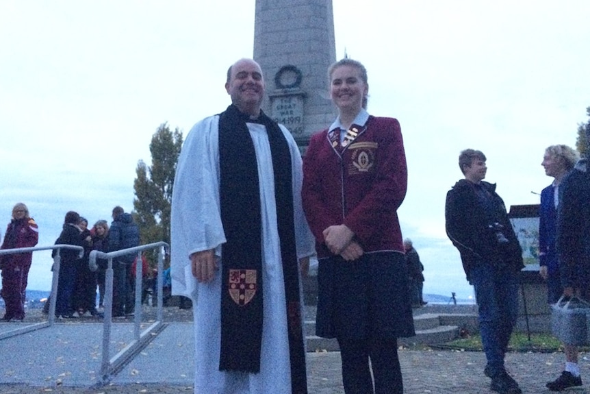 Anglican Dean of Hobart Reverend Richard Humphrey and student Adelaide Robinson at Hobart Dawn Service 2017.