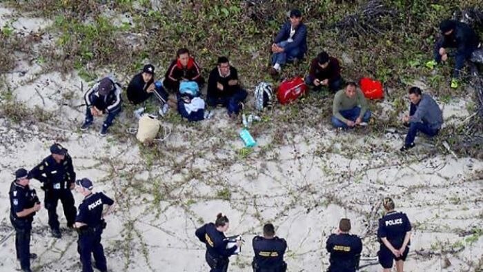 pendatang gelap dari kapal ilegal berhasil ditemukan di Daintree Queensland