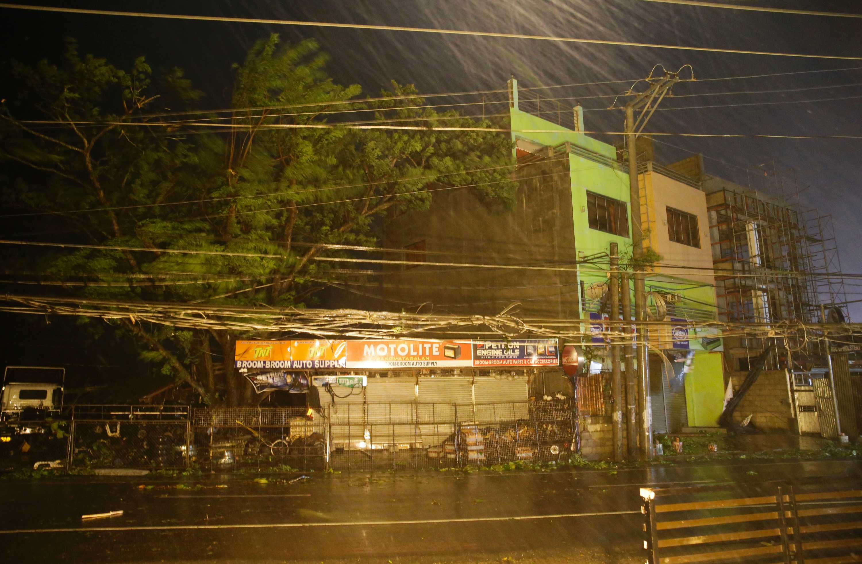 Powerful Typhoon Mangkhut makes landfall in the Philippines - ABC listen