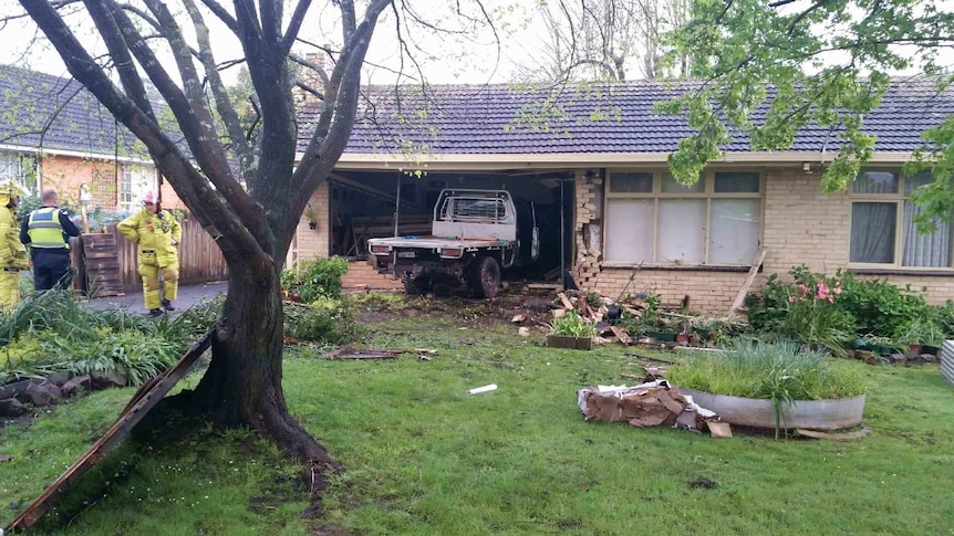 Car crashes into Lilydale house