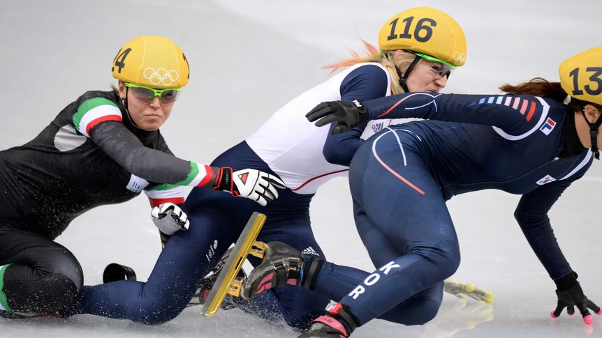 Women's speed skating finalists crash