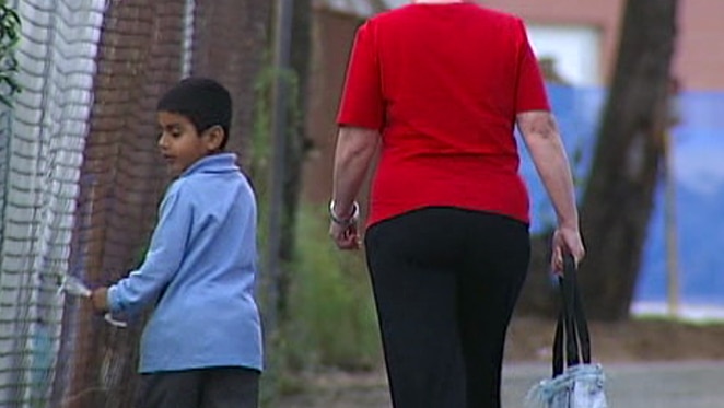 Sharthi visits his father with refugee advocate Alison Sloan at the Villawood Detention Centre.