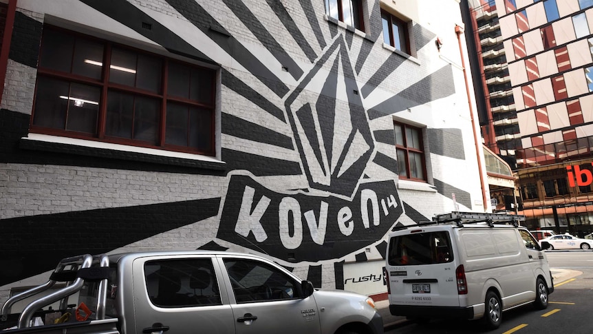 Koven's work to an advertisement in Adelaide two