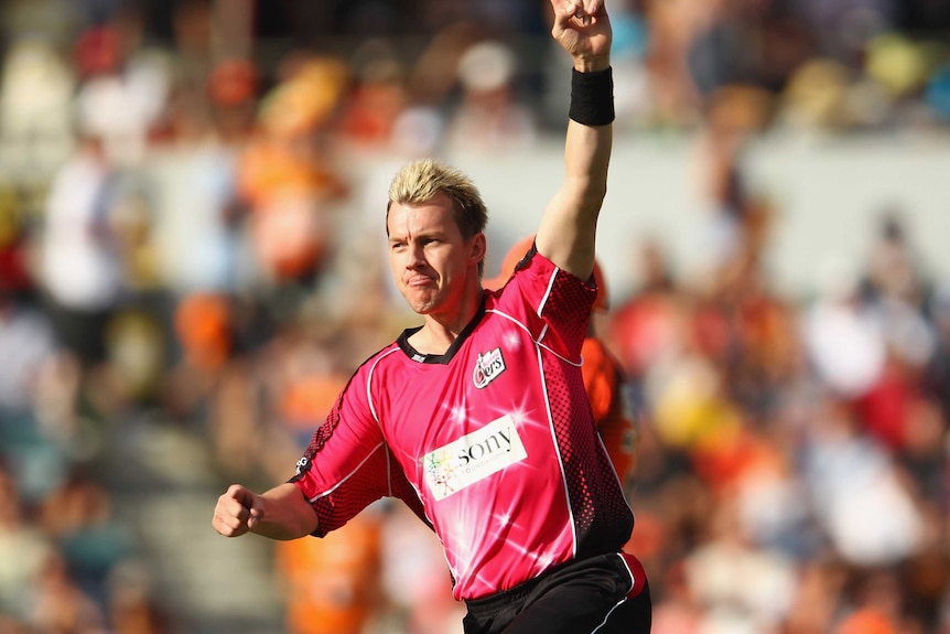 Brett Lee celebrates a wicket for the Sixers