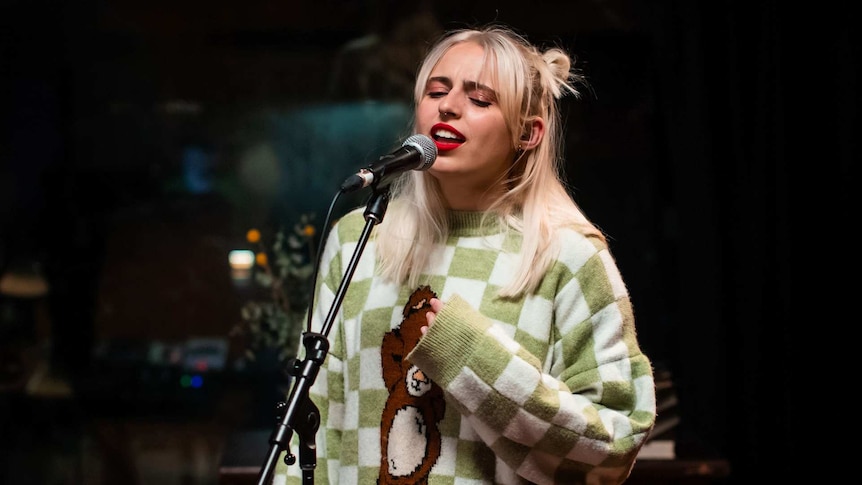Eliza & The Delusionals live in triple j's Like A Version studio covering Phoebe Bridgers 'Motion Sickness'