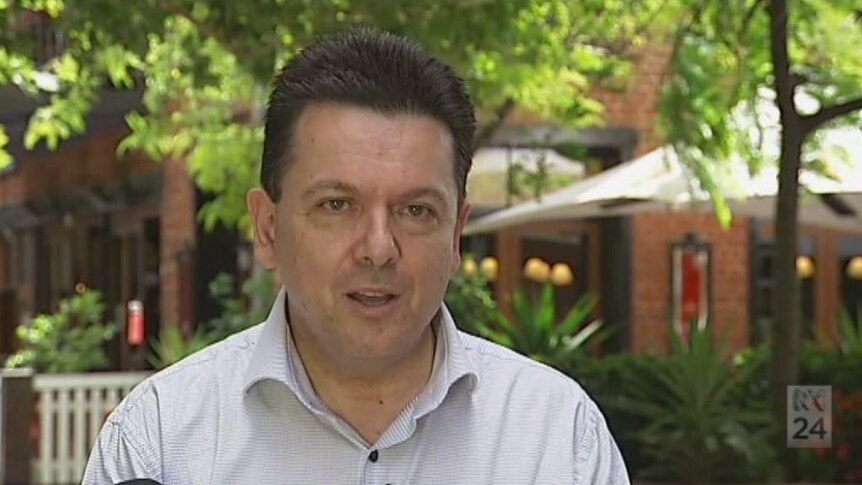 Xenophon calls on Hockey to avoid double dipping