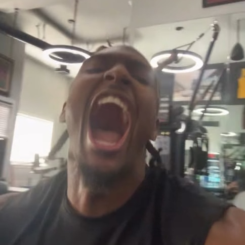LeBron's new teammates go wild as NBA star announces move