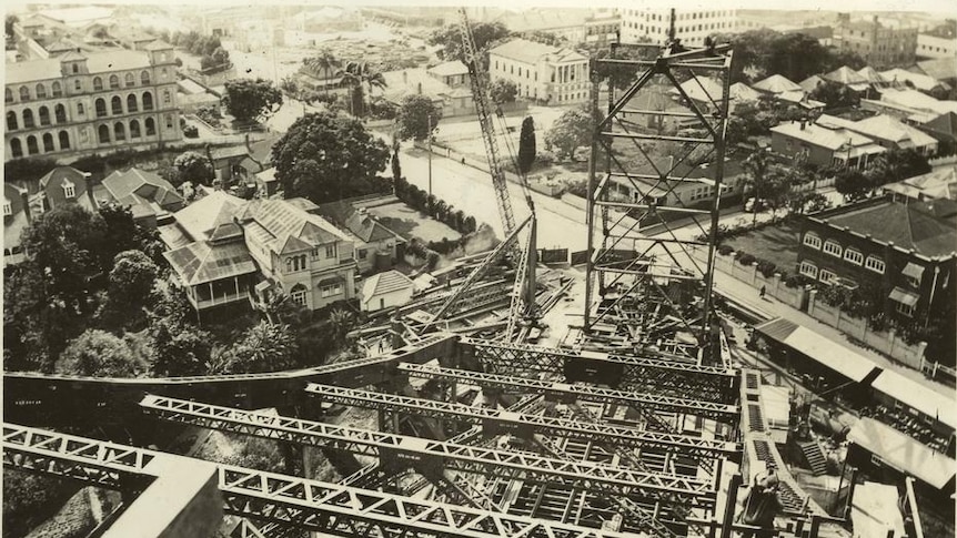 Looking down from the top of the northern ancillary  arm of the Story Bridge Brisbane during its construction