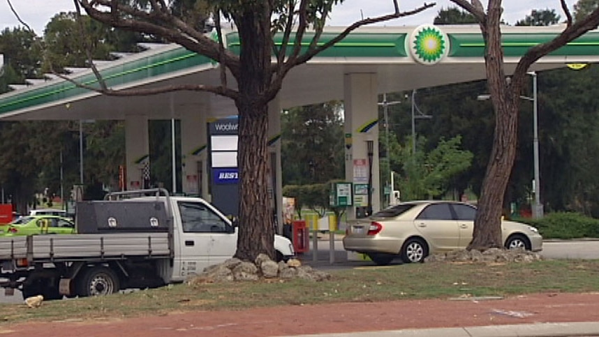 Service station at Kwinana in WA where a father was assaulted 260413