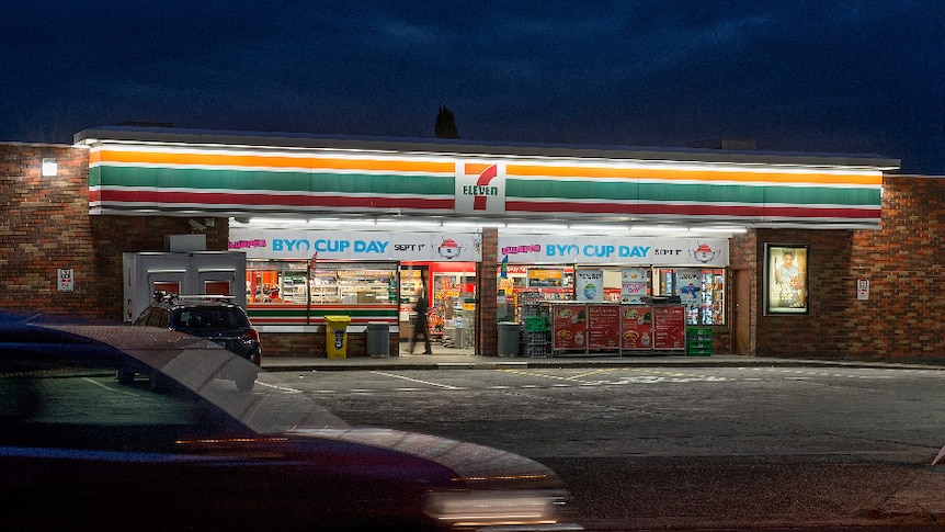 7-Eleven store generic