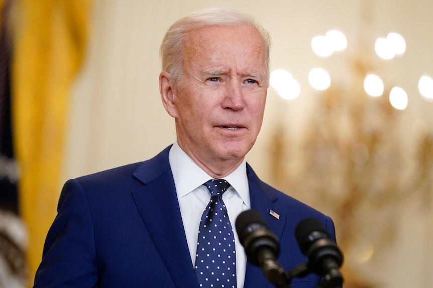 Joe Biden speaks inthe White House