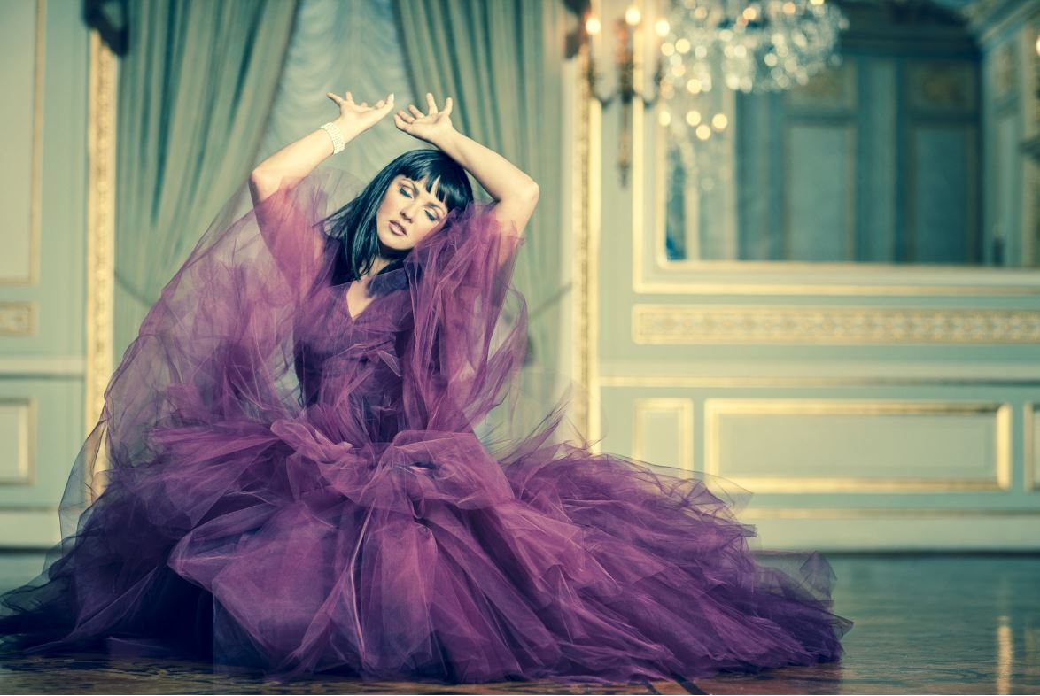 Explore the life and recordings of opera superstar Anna Netrebko - ABC ...