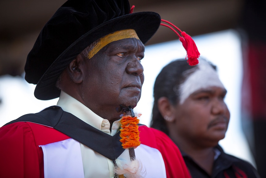 Yunupingu receiving an honorary doctorate..