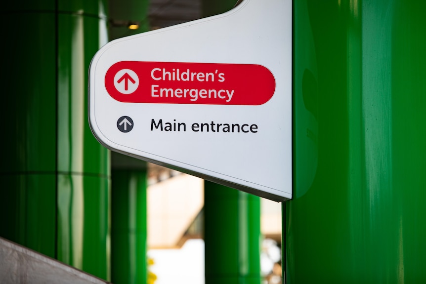 A sign pointing people to Children's Emergency at Perth Children's Hospital.