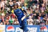 Dilshan notches up a ton