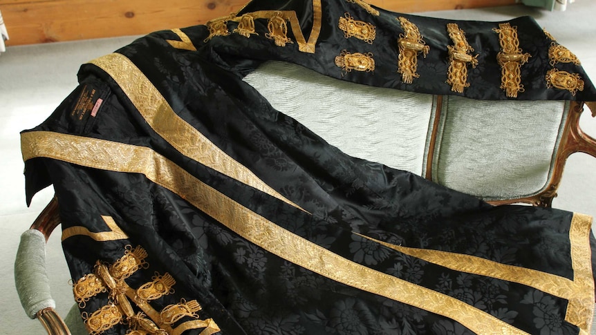 The Mayoral robe last worn by Doone Kennedy in 1996.