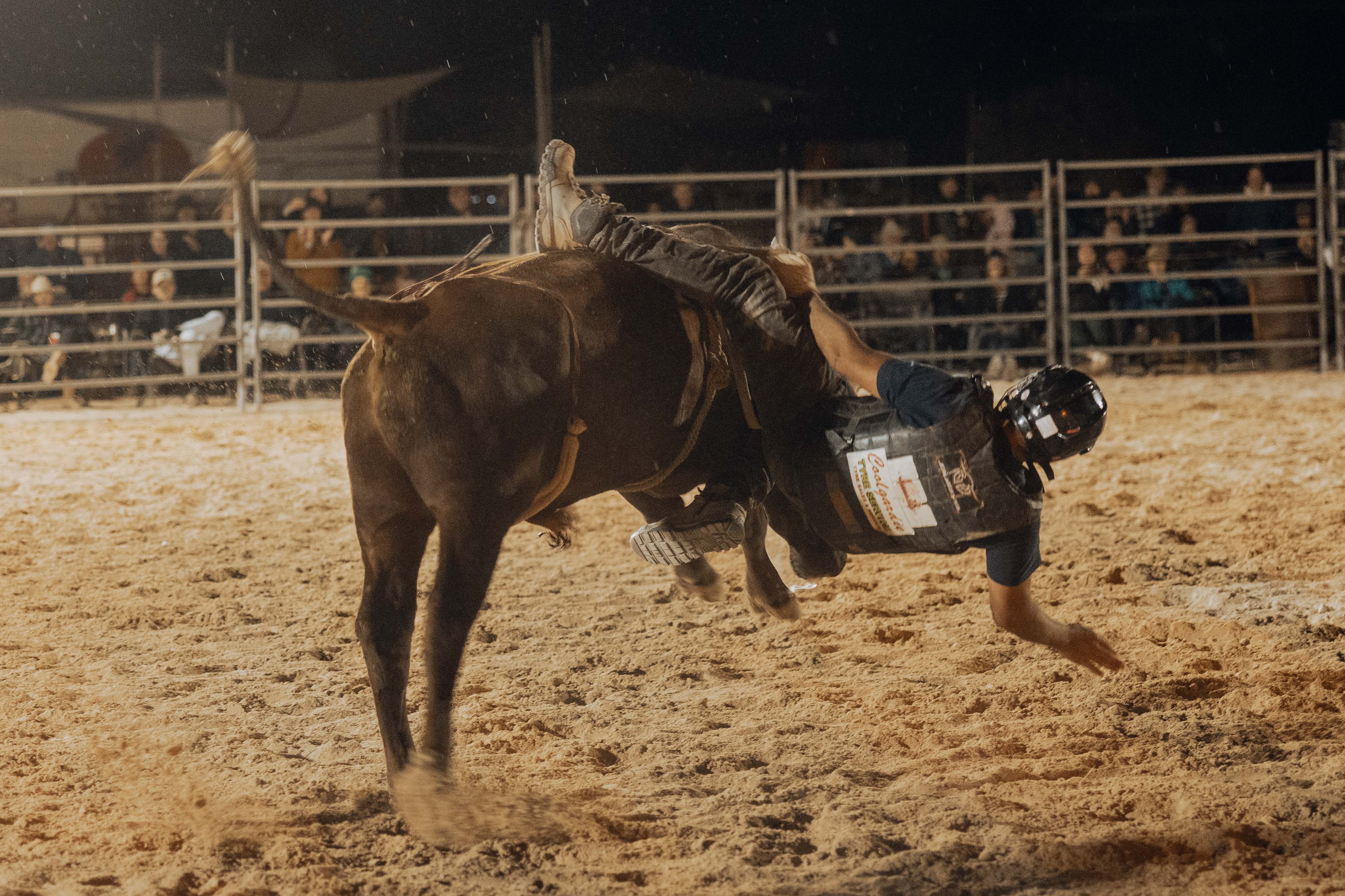 Nullarbor Muster tests novice bull riders, from 40-year-old birthday ...