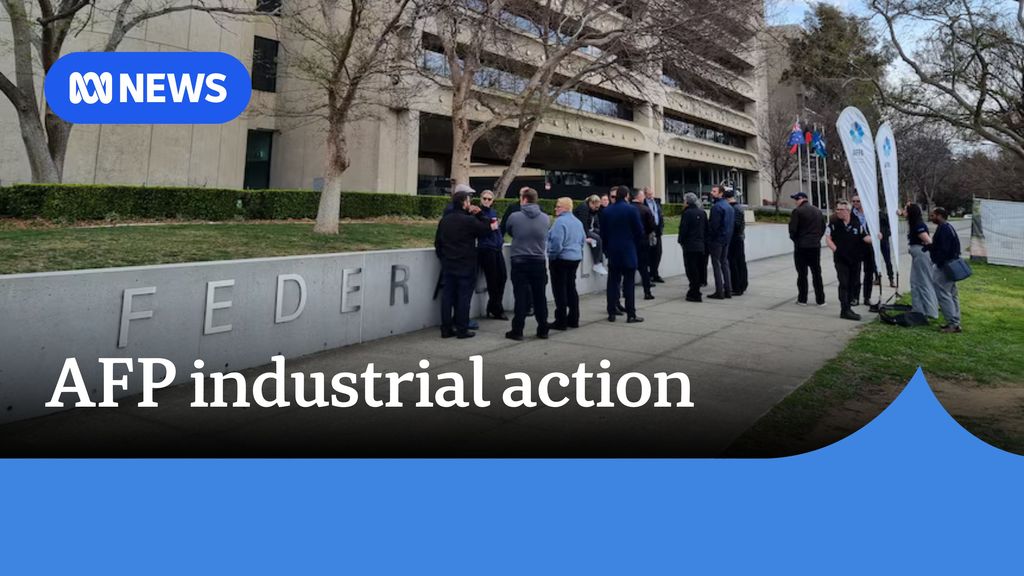 Australian Federal Police officers ramp up industrial action - ABC News