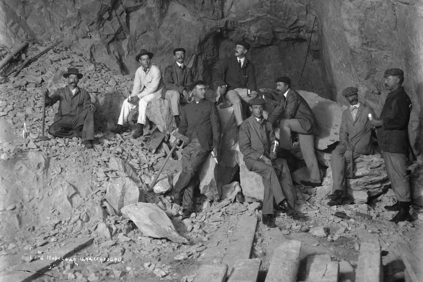 An historic photograph of miners underground at Kalgoorlie. 