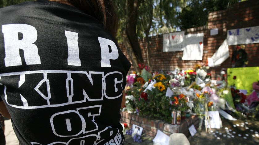 Only 17,500 of Michael Jackson's fans will receive tickets for next week's memorial service.