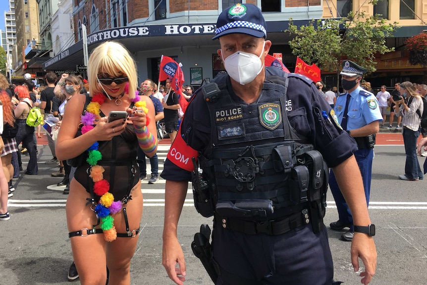 La police de NSW était sur les lieux à Sydney.