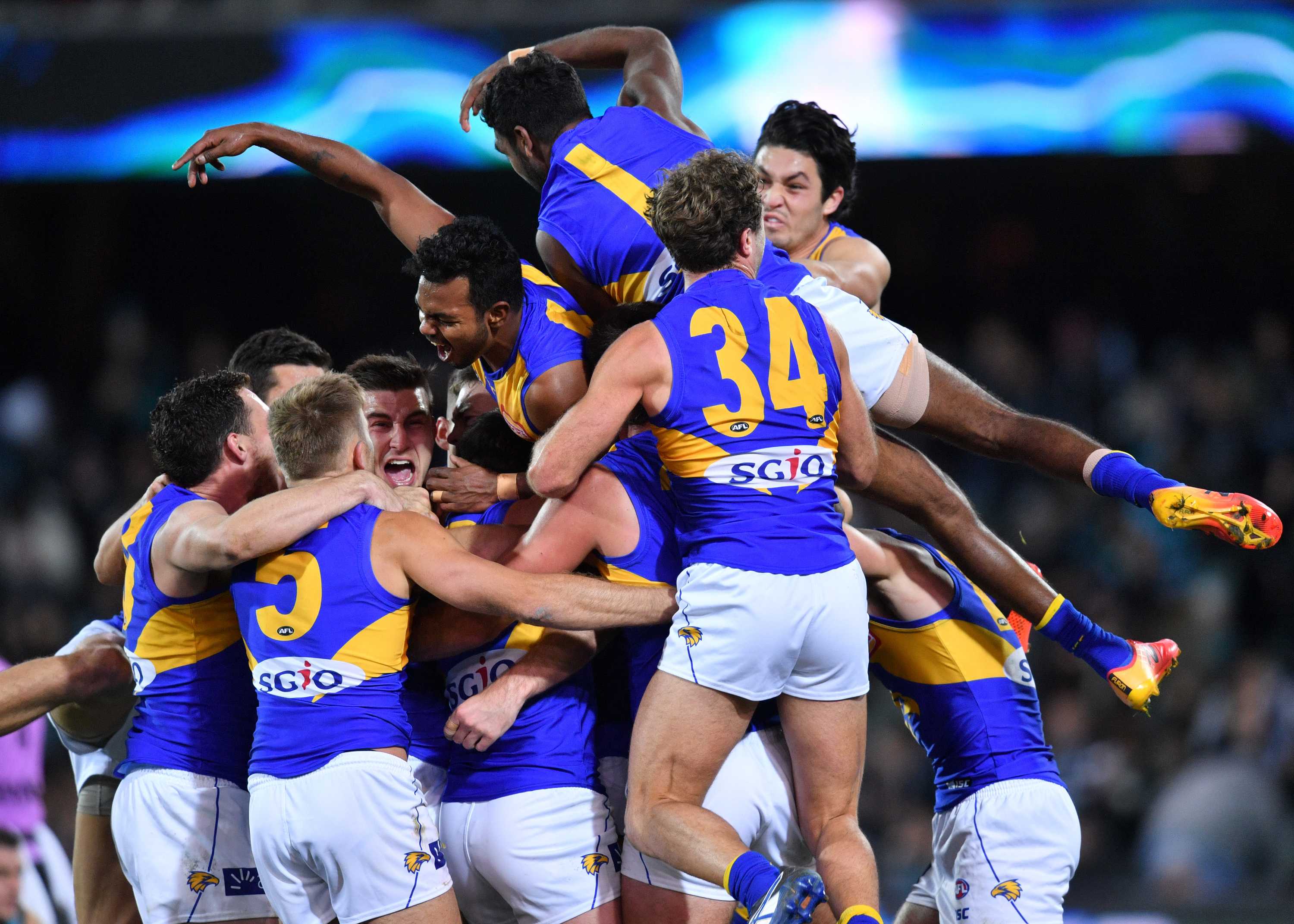 AFL Grand Final Preview: West Coast Eagles, Collingwood Defy ...