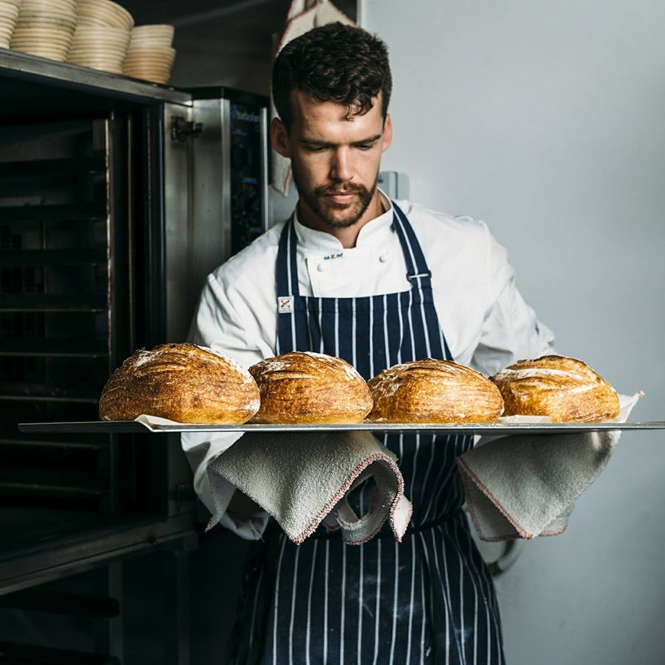 Australians are eating less bread overall, but artisanal varieties are on the rise ABC News