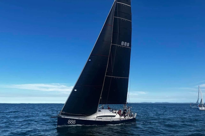 Huntress yacht at sea.