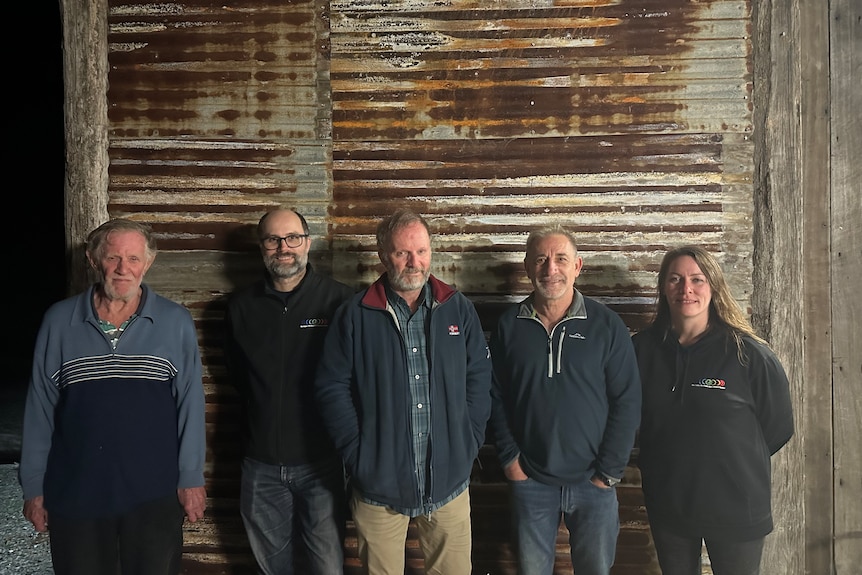 Chris Morley in the centre of four other members of the Astronomical Society of Victoria 