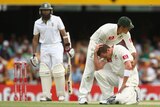 Ricky Ponting consoles bowler Peter Siddle after a dropped caught-and-bowled chance.