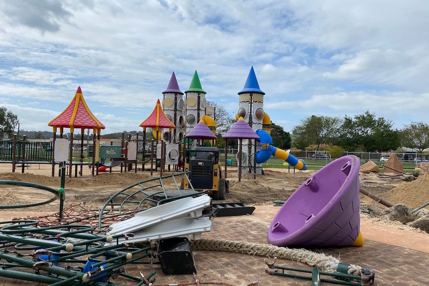 WA's legendary Apple Fun Park playground in Donnybrook knocked