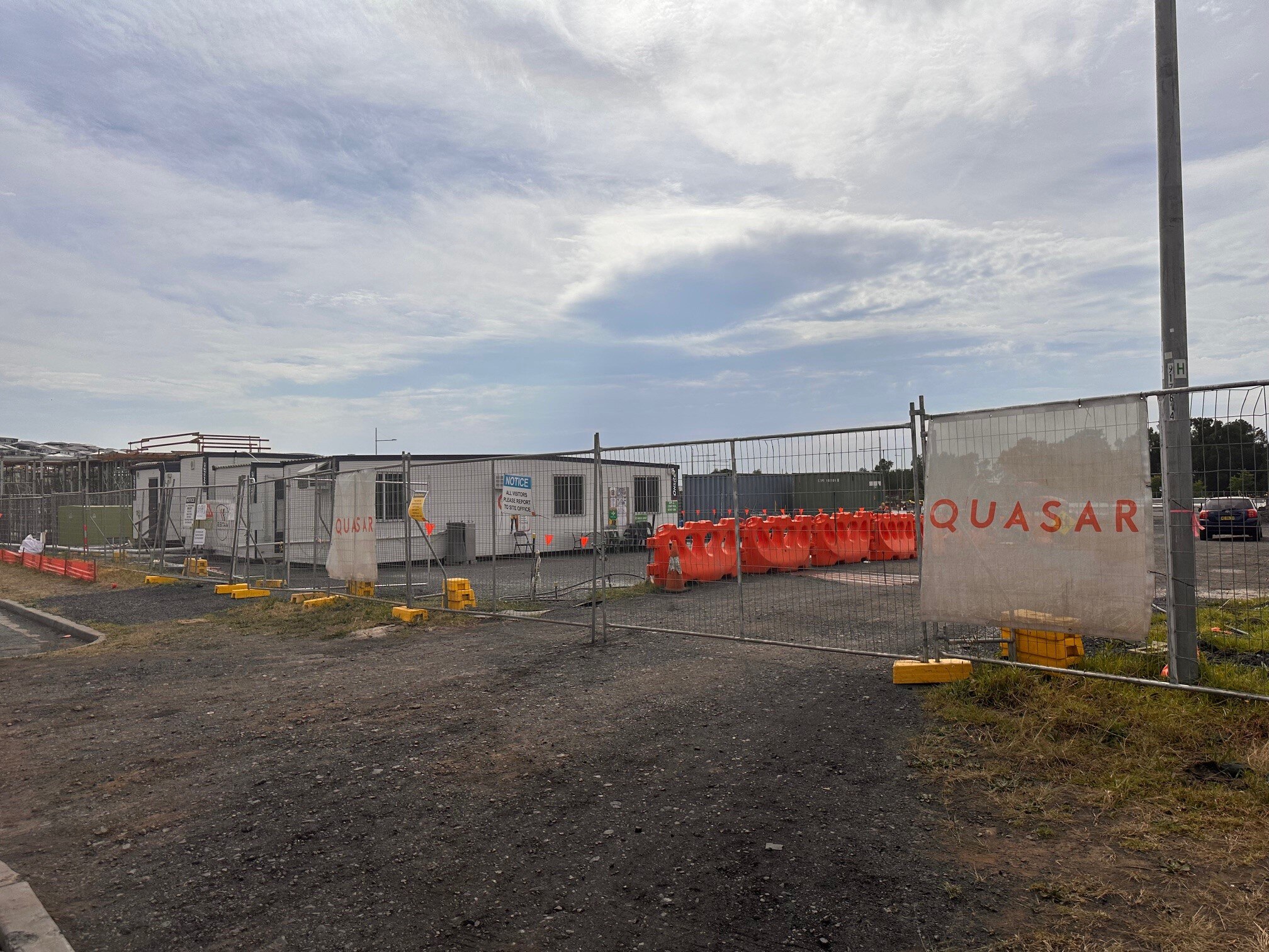 Federal government faces pressure after m Quasar Construction collapse impacts major projects