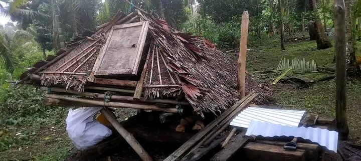 Supplies reach Woodlark Island after cyclone destroys crop gardens