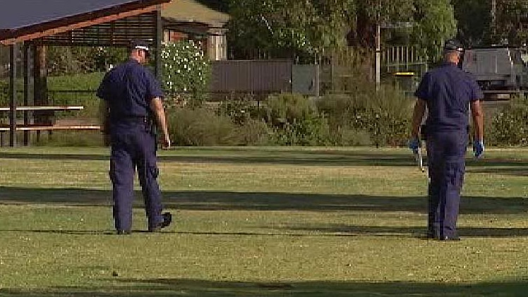 Police search Dover Gardens Park morning after body of 21yo man was found