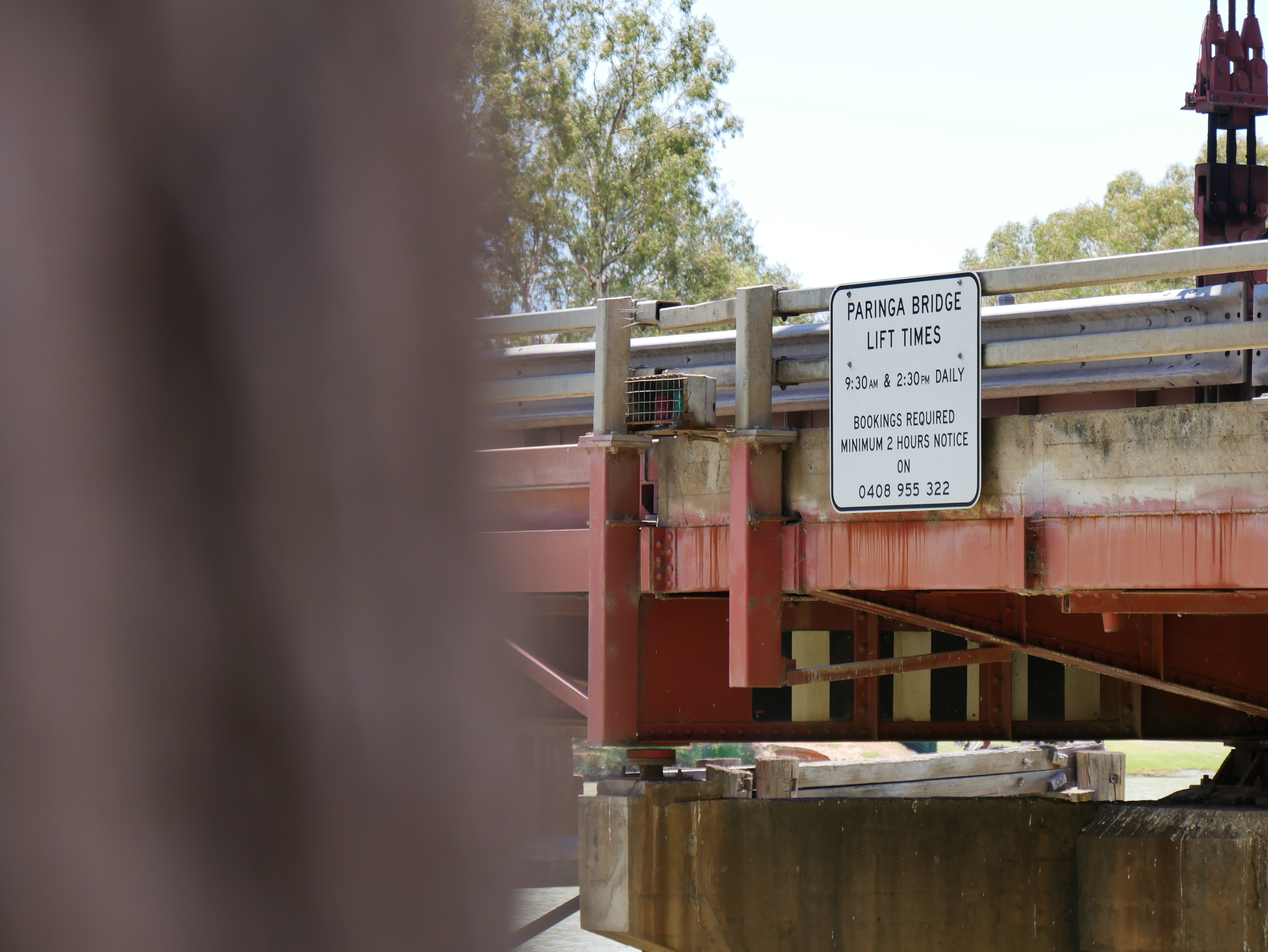 sinal de elevação da ponte paringa