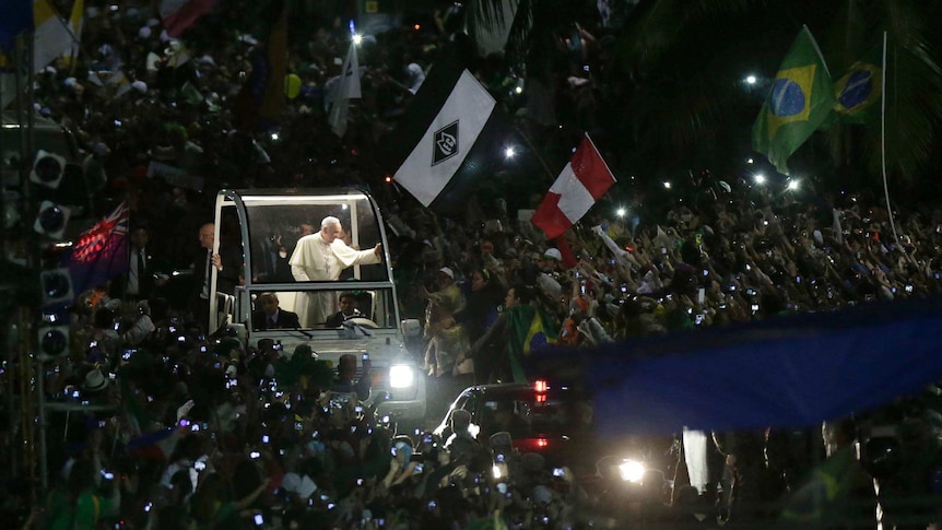 Pope Francis greets huge crowds at Copacabana Beach