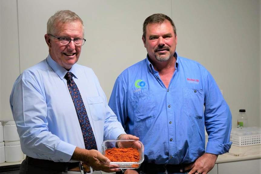 Parkes MP Mark Coulton with Cobalt Blue's Adam Randall.