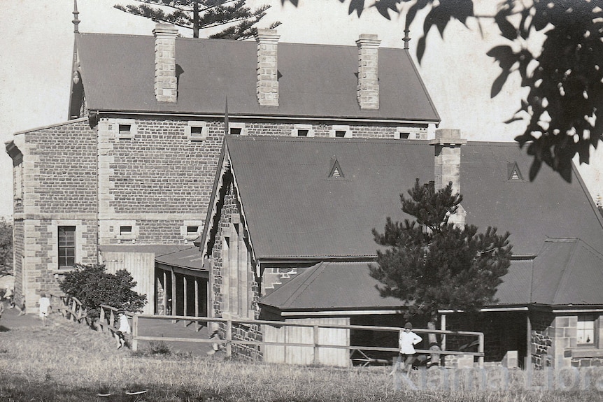 Kiama Public School c.1920s