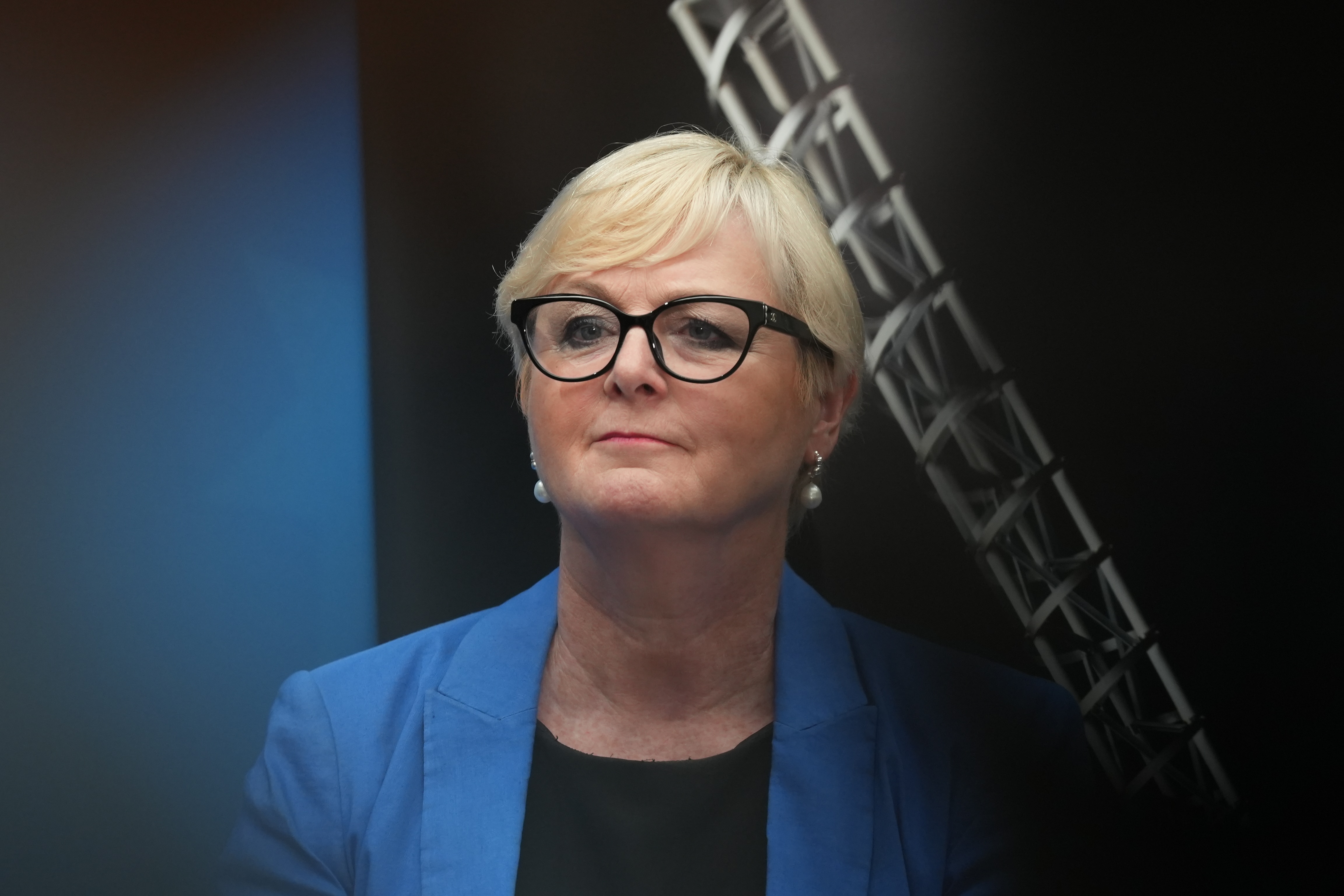 Linda Reynolds and Commonwealth sent to mediation in bid to end dispute