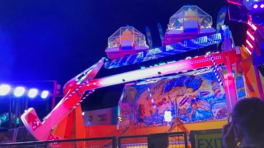 A show ride at night