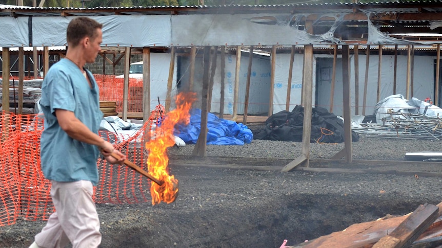 MSF doctor burns ebola tent