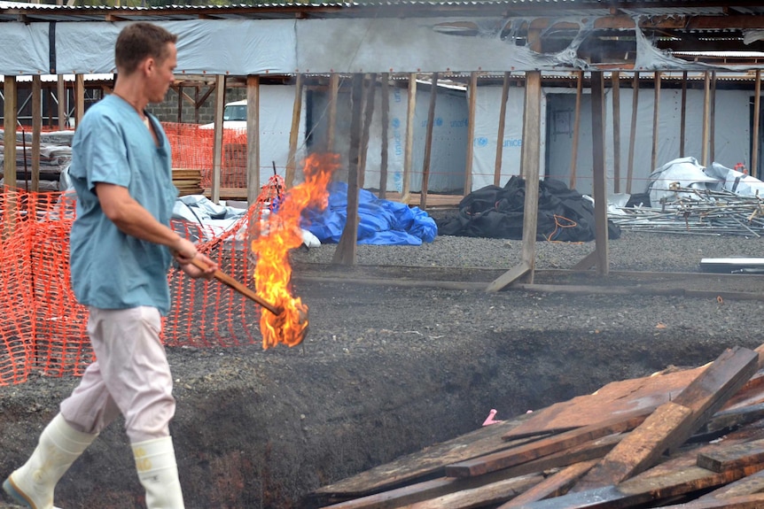 MSF doctor burns ebola tent