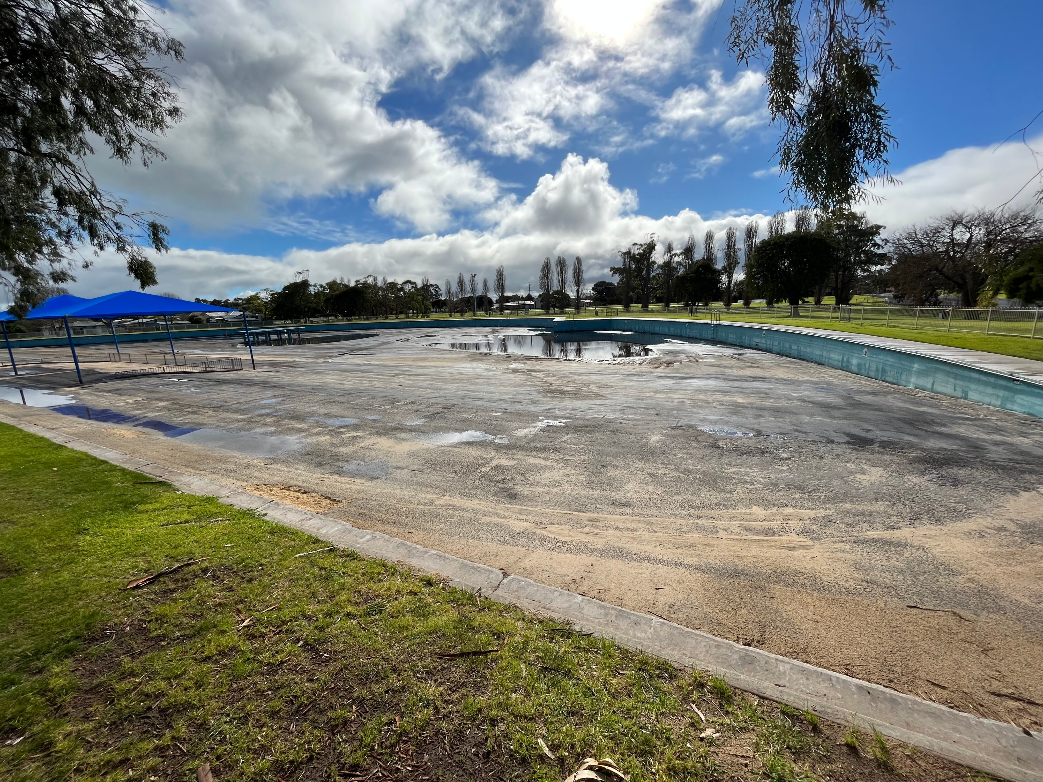 An empty artificial lake