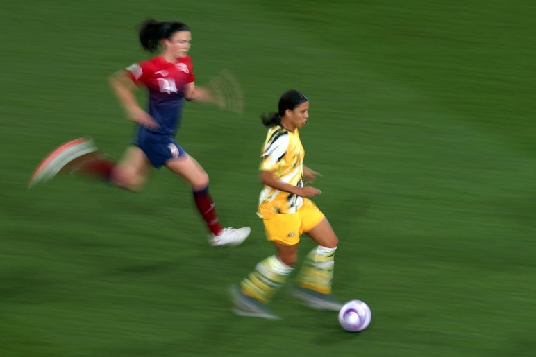 Sam Kerry playing soccer versus Norway at the 2019 World Cup