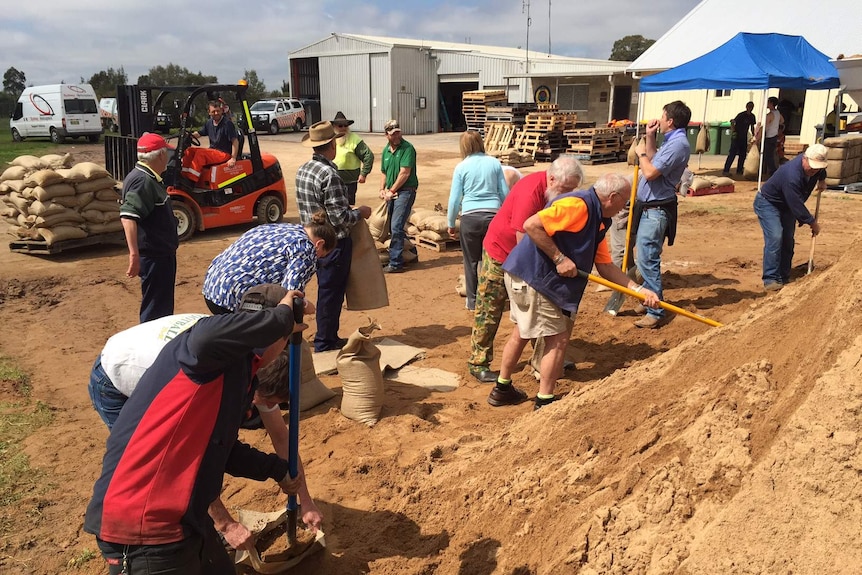 Forbes flood preparation