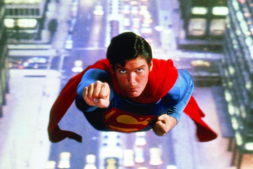 Superman flys towards the camera in 1978 film