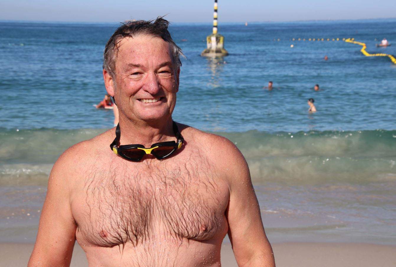 Esperance shark attack prompts familiar debate as shark net sees